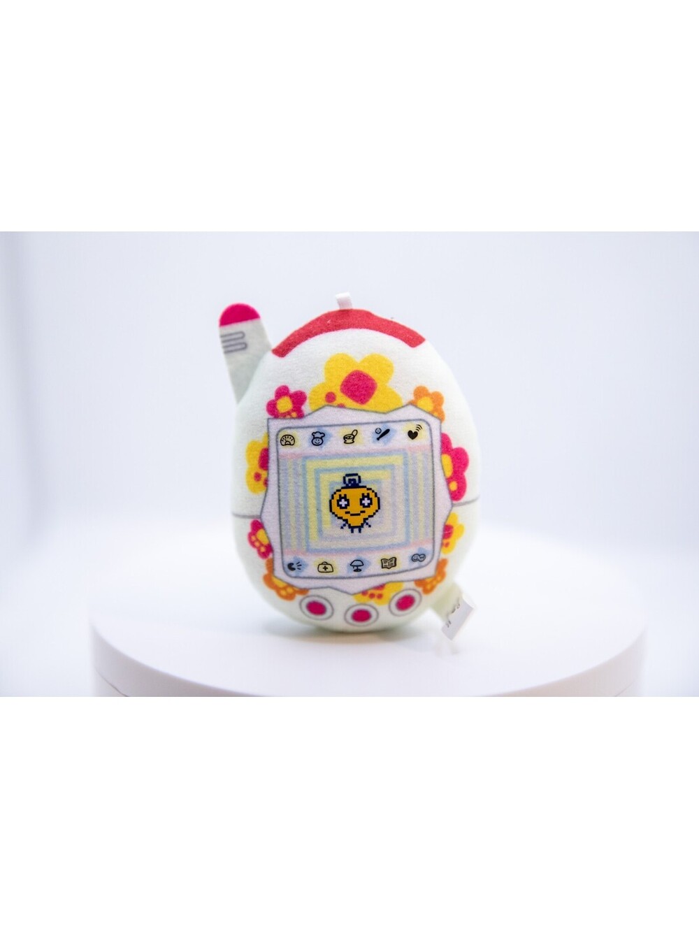 Rare Tamagotchi Celebration Plush Banpresto Toy Japan Y2K - White Memetchi